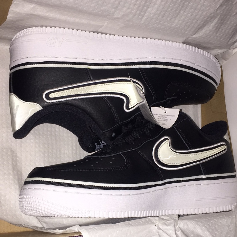 Brand new Nike Air Force 1 ‘07 LV8 Sport